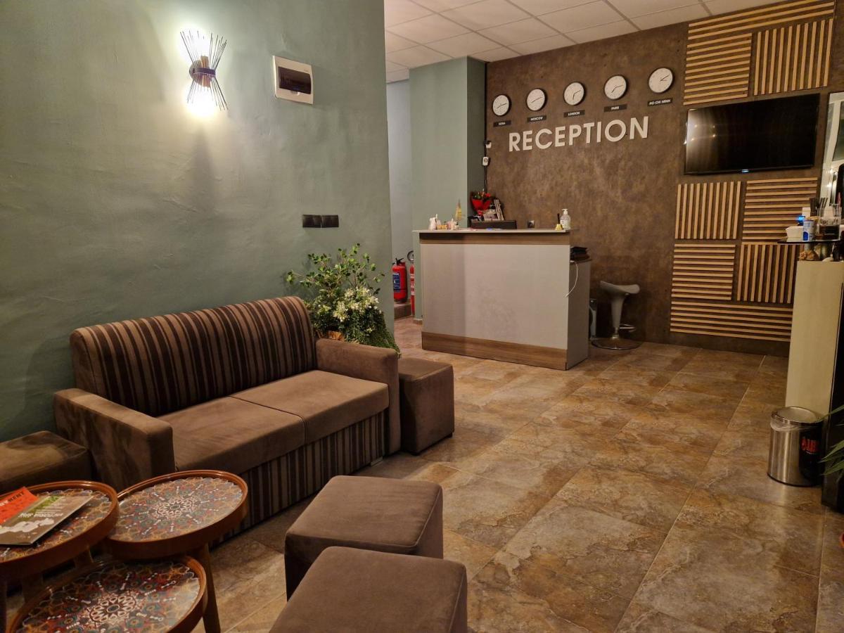 Denz Hotel เชอร์โนโมเรทส์ ภายนอก รูปภาพ